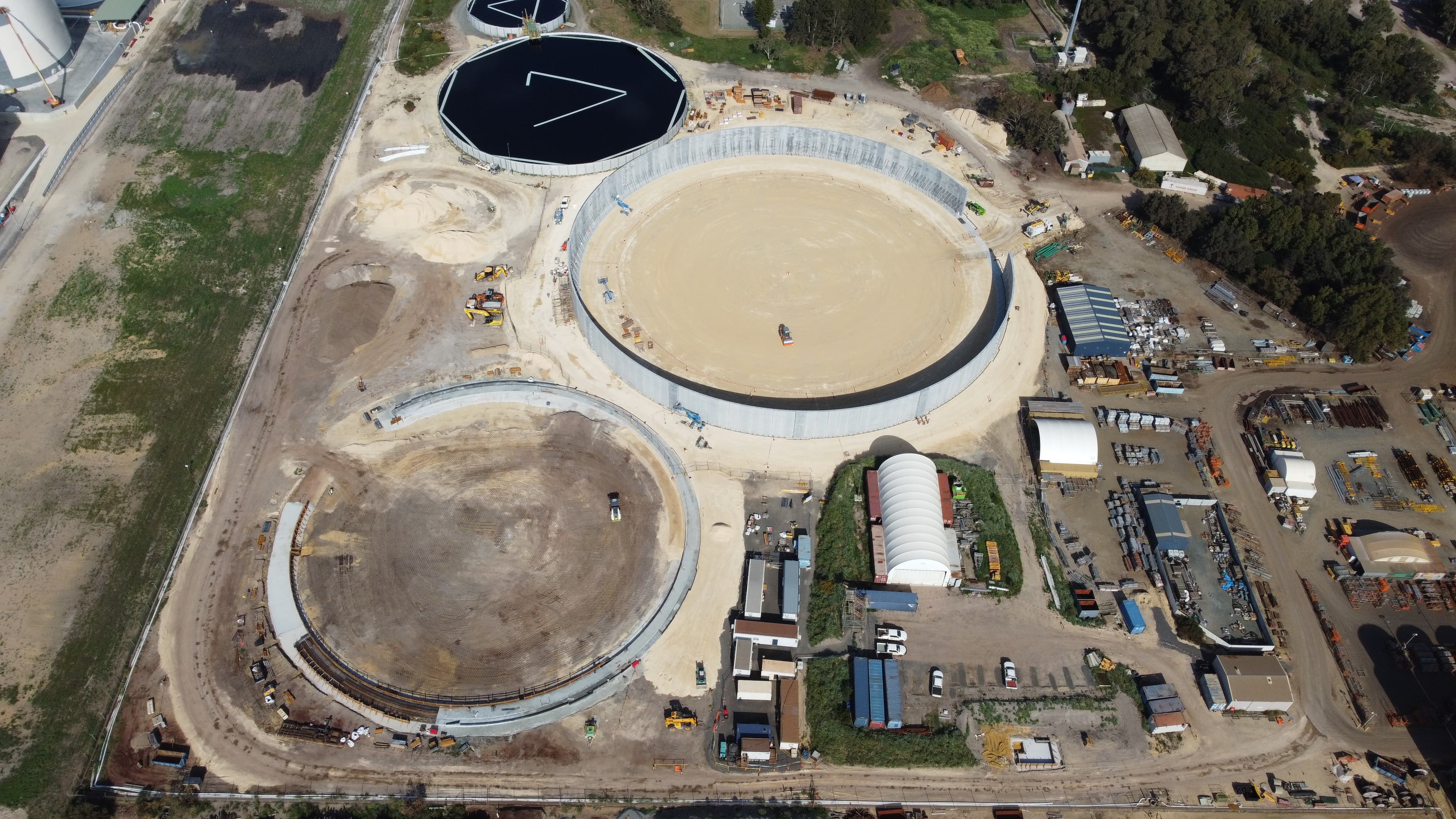 KWINANA REFINERY WATER TANK 40ML and 70ML - Concept-case-study-main-detail